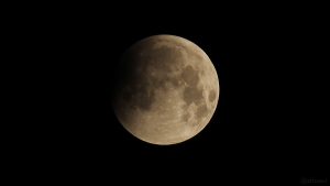 Totale Mondfinsternis am 21. Januar 2019 um 04:34 Uhr