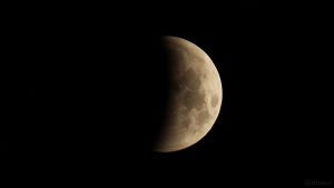 Totale Mondfinsternis am 21. Januar 2019 um 05:05 Uhr