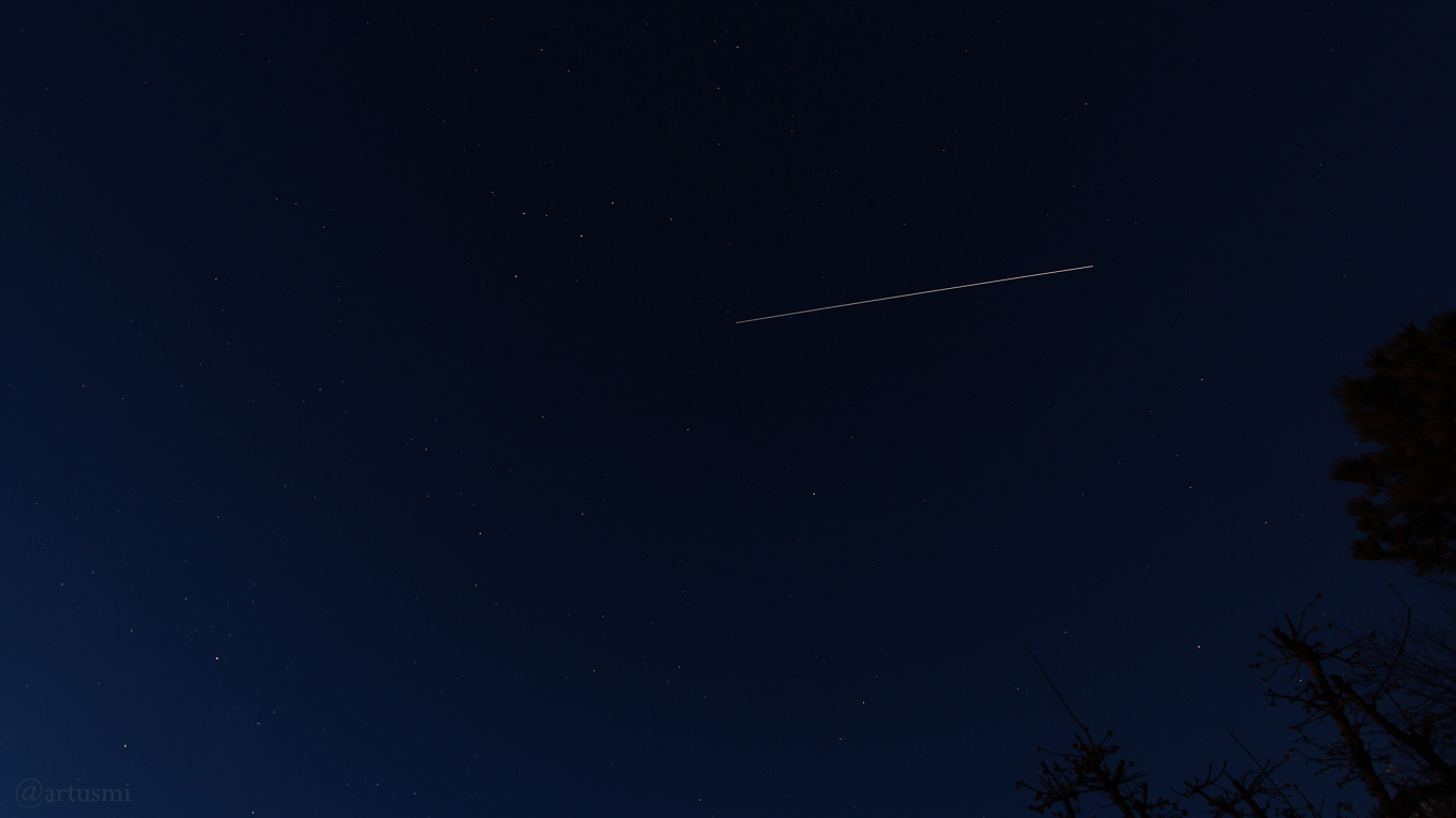 Strichspur der Internationalen Raumstation ISS am 31. Januar 2019 um 18:16 Uhr am Nordhimmel