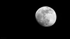 Zunehmender Mond am 17. Februar 2019 um 18:34 Uhr