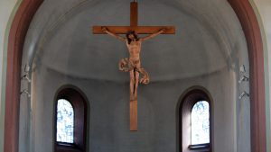 TAG DES OFFENEN DENKMALS AM 9. SEPTEMBER 2012 - RIEMENSCHNEIDERKRUZIFIX IN DER ST. NIKOLAUSKIRCHE