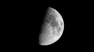 Zunehmender Mond am 12. Mai 2019 um 23:44 Uhr