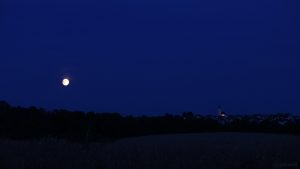 Mond und Kist bei Würzburg am 16. Juli 2019 um 21:48 Uhr
