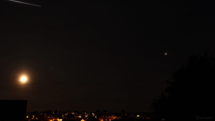 Partielle Mondfinsternis, Saturn, Jupiter und ISS am 16. Juli 2019 um 23:09 Uhr