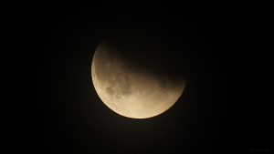Partielle Mondfinsternis am 17. Juli 2019 um 00:20 Uhr
