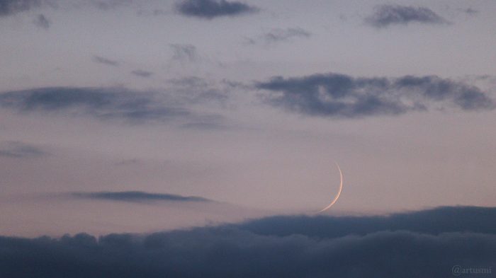 Schmale Mondsichel am 2. August 2019 erstmals nach Neumond