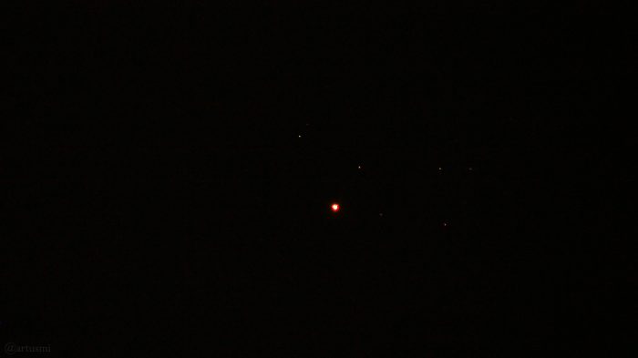 Venus passiert den Sternhaufen der Plejaden - Foto vom 3. April 2020 um 23:59 Uhr