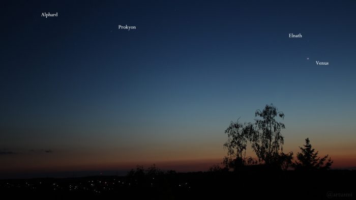 Westhimmel mit Venus am 15. Mai 2020 um 22:04 Uhr