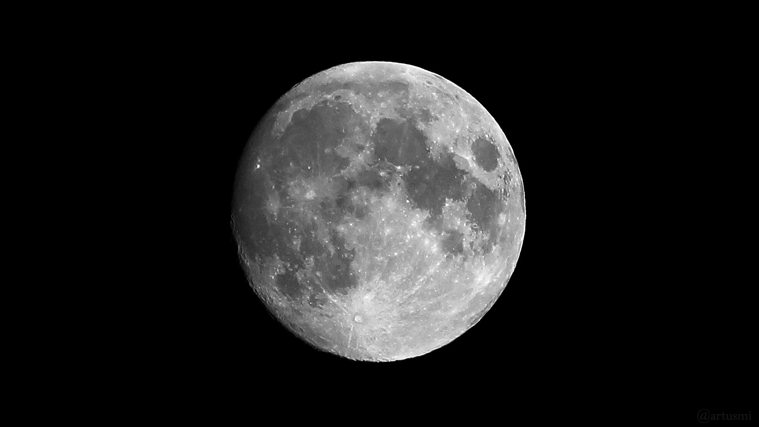 Zunehmender Mond am 3. Juli 2020 um 23:29 Uhr
