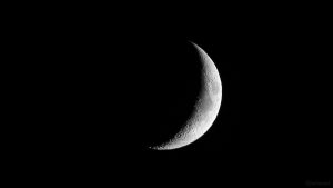 Zunehmender Mond am 24. Juli 2020 um 22:53 Uhr
