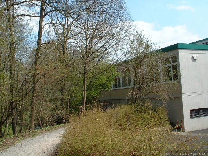 Gymnasium Marktbreit im April 2004