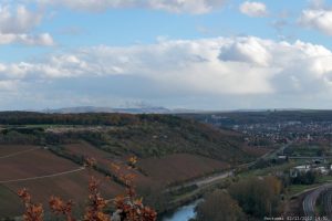 Blick vom Alten Berg auf Goßmannsdorf und Ochsenfurt am Südlichen Maindreieck