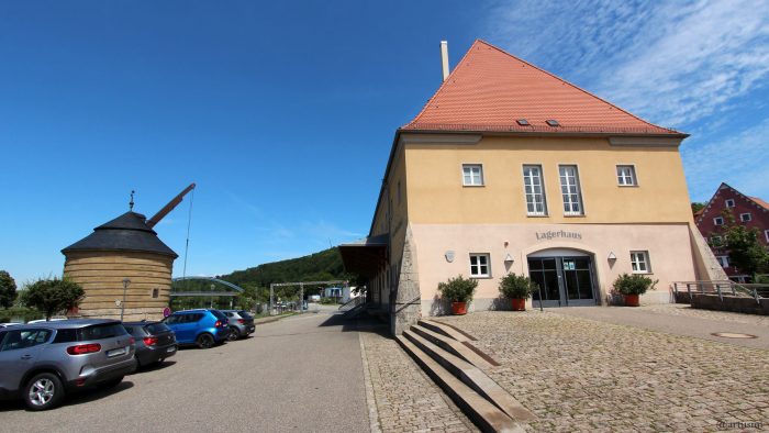 Mainkran und Lagerhaus in Marktbreit