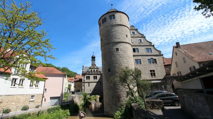 Maintor, Rathaus und Schwarzer Turm in Marktbreit