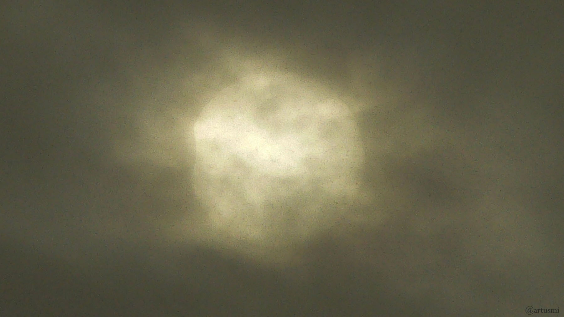 Einziges Bild der partiellen Sonnenfinsternis am 4. Januar 2011 in Eisingen