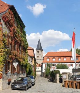 Turm der kath. Pfarrkirche St. Stephan in Randersacker