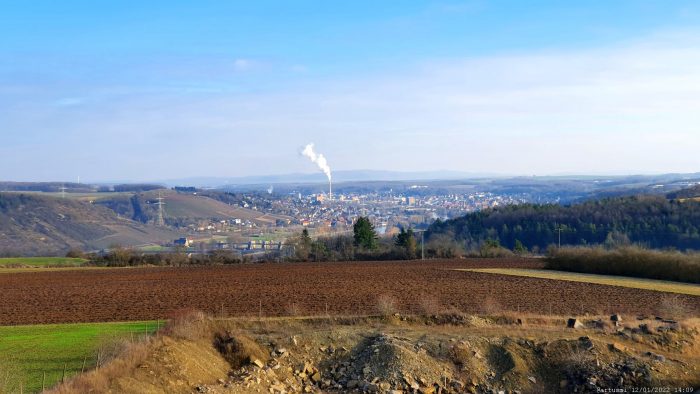 Blick vom Steinbruch am Bachleitenberg (Bohleite) auf Ochsenfurt