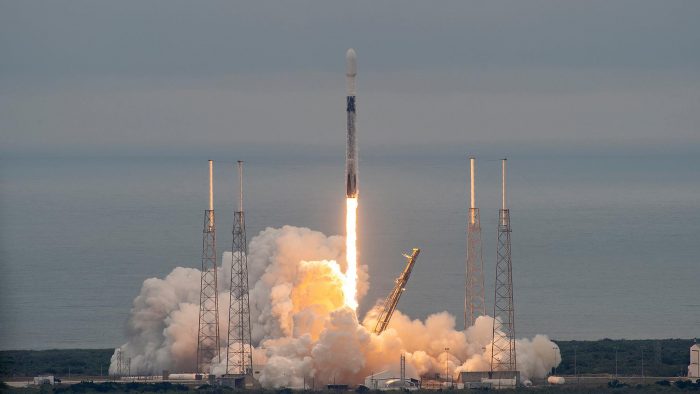 Start von Falcon 9 mit dem deutschen Umweltsatelliten EnMAP