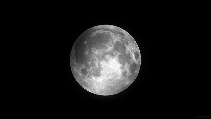 Mond während Halbschattenfinsternis am 16. Mai 2022 in Eisingen