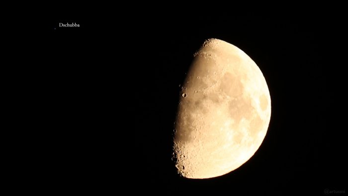 Dschubba und Mond am 6. August 2022 um 22:55 Uhr