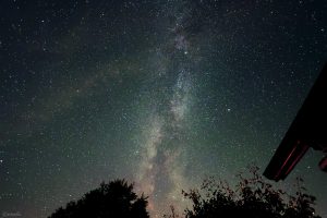 Sommerdreieck und Milchstraße am 22. August 2022 um 01:30 Uhr am Südwesthimmel von Eisingen