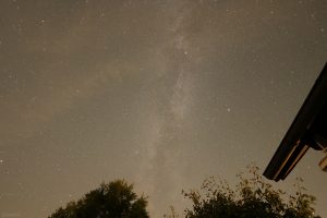 Sommerdreieck und Milchstraße am 22. August 2022 um 01:30 Uhr am Südwesthimmel von Eisingen