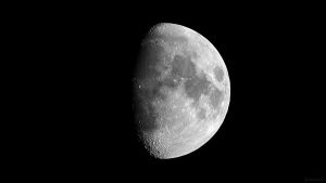 Zunehmender Mond am 5. September 2022