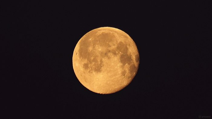 Abnehmender Mond am 7. Februar 2023