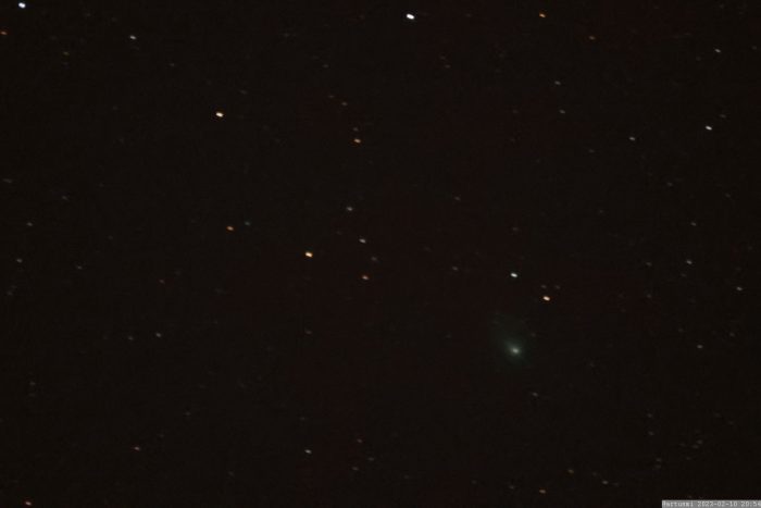 Komet C/2022 E3 (ZTF) am 10. Februar 2023 im Sternbild Stier