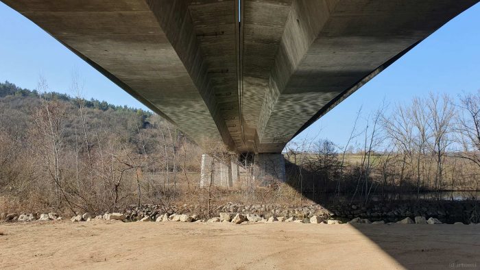 Autobahnbrücke der BAB A3 bei Randersacker