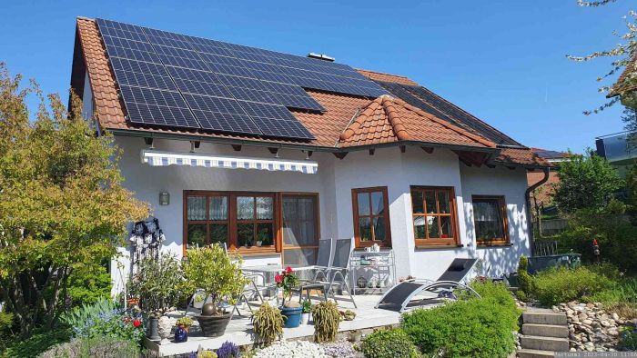 Unsere PV-Anlage am 30. April 2023