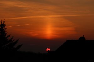 Sonnenuntergang mit Lichtsäule am 21. Juni 2023