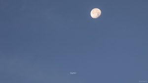 Mond und Jupiter am Morgen des 2. Oktober 2023
