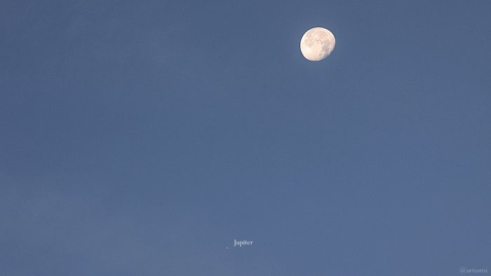 Mond und Jupiter am Morgen des 2. Oktober 2023