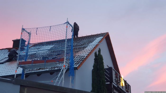 Installation unserer PV-Anlage am 19. Dezember 2022
