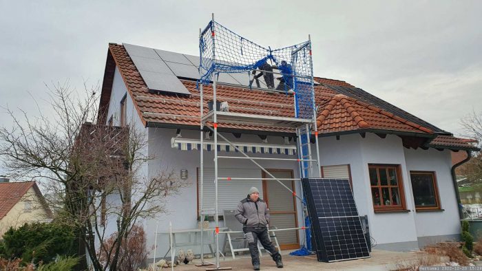 Installation unserer PV-Anlage am 20. Dezember 2022