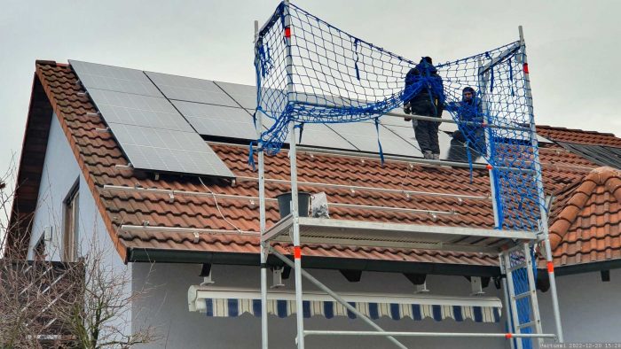 Installation unserer PV-Anlage am 20. Dezember 2022