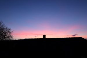 Abendrot während der Blauen Stunde am 30. Dezember 2023
