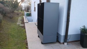 Außeneinheit unserer Wärmepumpe am 9. Januar 2024 bei -7 Grad.