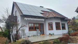 Unsere PV-Anlage am 8. Februar 2024 (Weiberfastnacht)