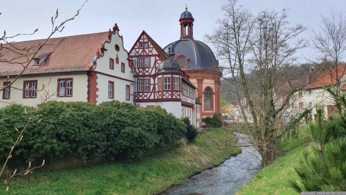 Klosterkirche Holzkirchen im Landkreis Würzburg am 20. März 2024