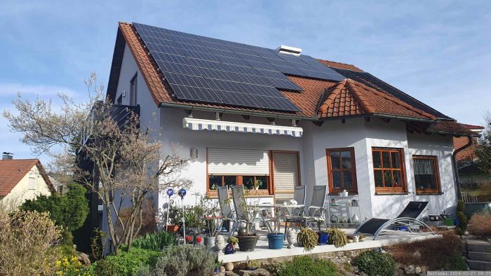 Unsere PV-Anlage am 27. März 2024