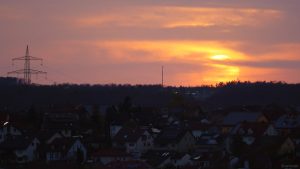 Sonnenuntergang am 6. April 2024 hinter Saharastaub