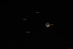 Konstellation Uranus, Jupiter und Erdmond am 10. April 2024 am Westhimmel von Eisingen.