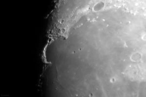 Beobachtung des Goldenen Henkels am zunehmenden Mond am 18. Mai 2024.
