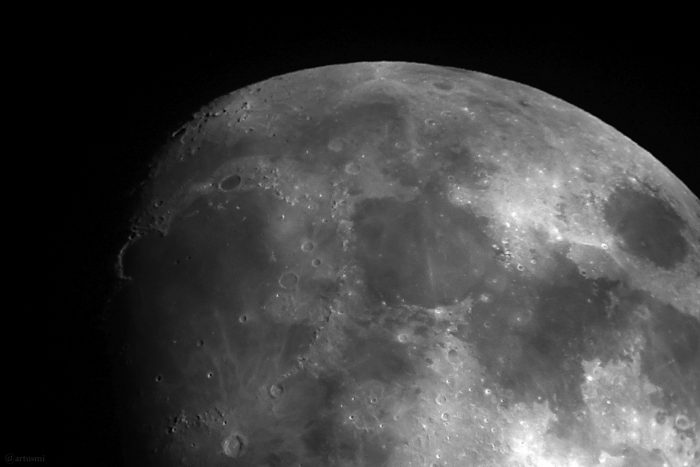 Beobachtung des Goldenen Henkels am zunehmenden Mond am 18. Mai 2024.