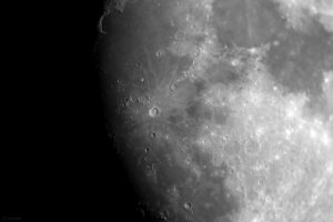 Beobachtung des Goldenen Henkels am zunehmenden Mond am 18. Mai 2024.