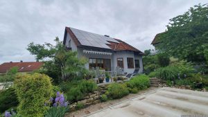 Unser Garten und unsere PV-Anlage am 24. Mai 2024