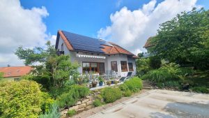 Unser Garten und unsere PV-Anlage am 25. Mai 2024