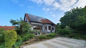 Unser Garten und unsere PV-Anlage am 4. Juni 2024